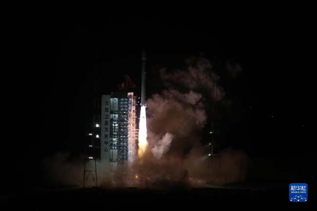 我国发射全球首颗主动激光雷达二氧化碳探测卫星